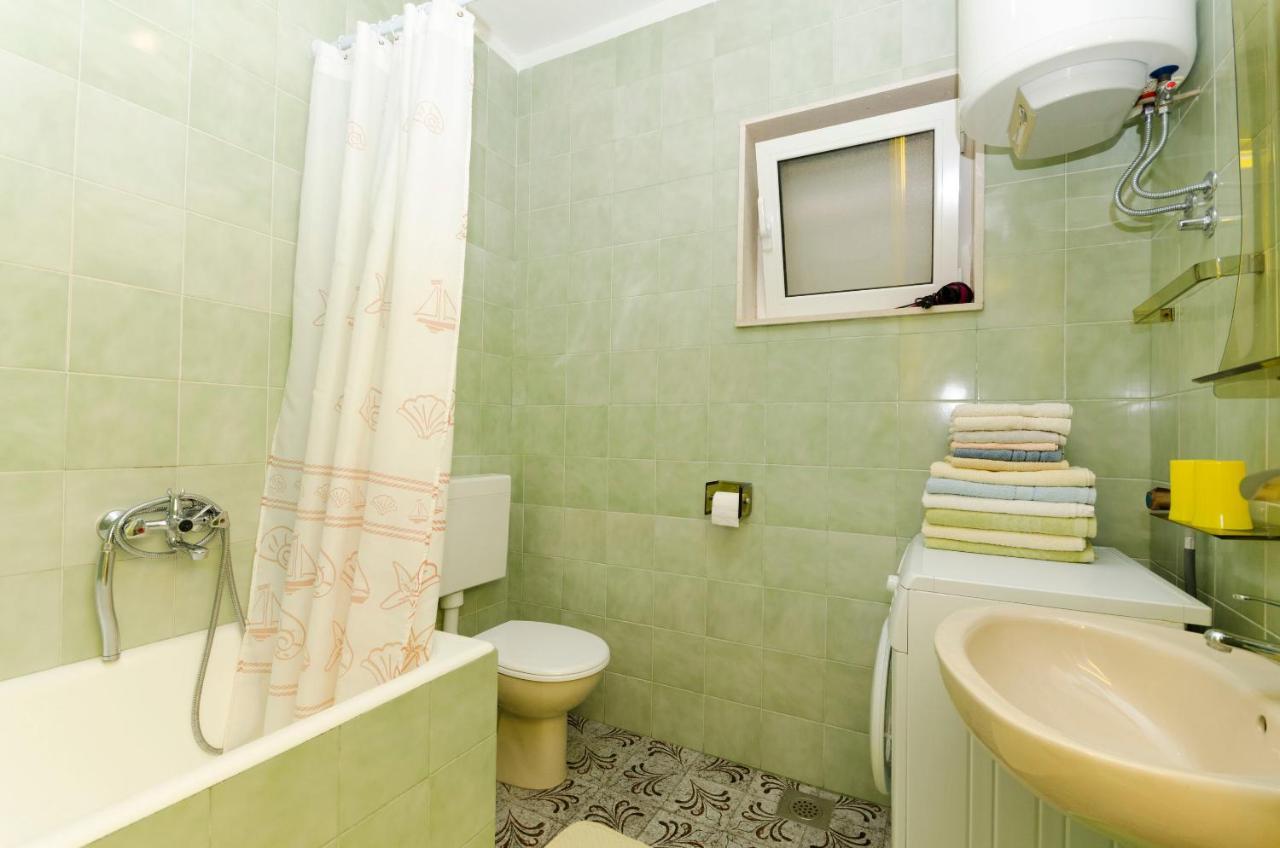Apartments Simon Bol Luaran gambar