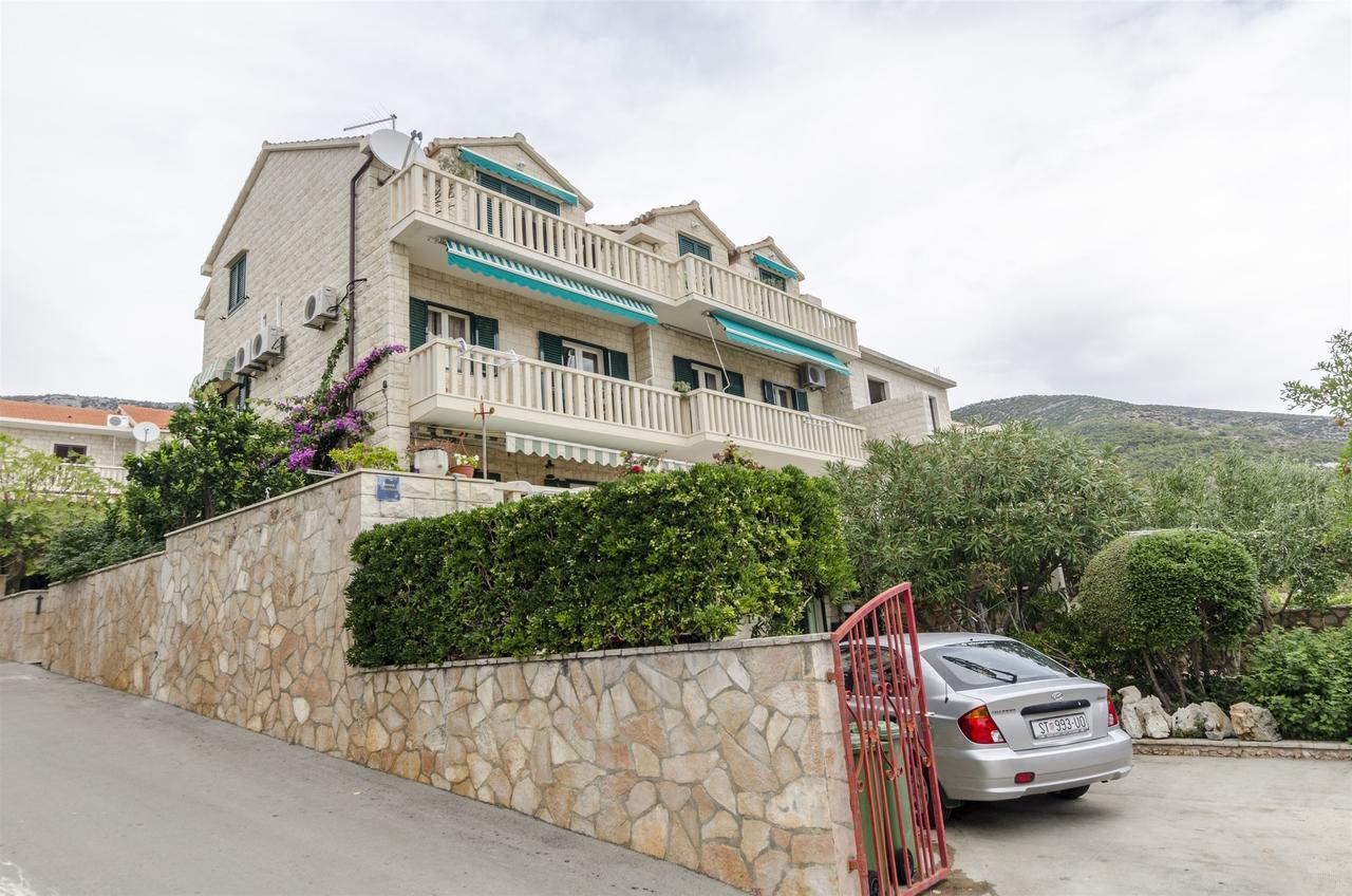 Apartments Simon Bol Luaran gambar